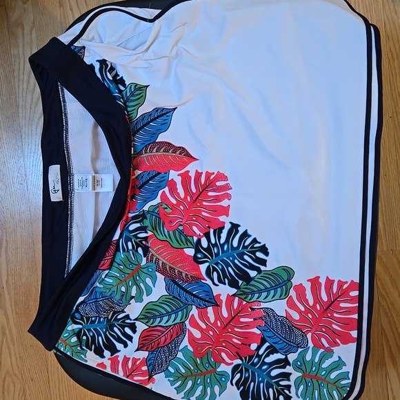 Greg Norman Tropical Leaf Print Golf Skirt - Picture 2 of 8